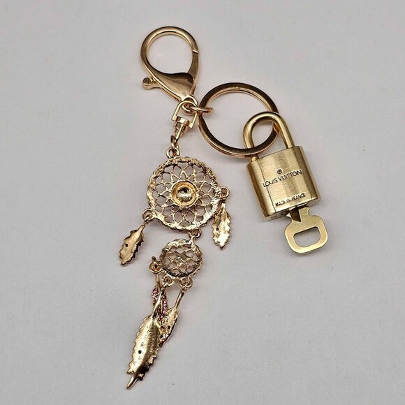Authentic Louis Vuitton Lock & Key with unbranded Bagcharm, Keycharm 120325 - Picture 7 of 7